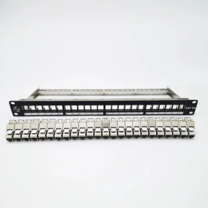 SATRA 103022499 Patch panel CAT 6A de 24 puertos blindado con jack